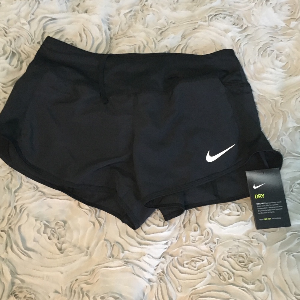 Nike Shorts - Picture 1 of 1